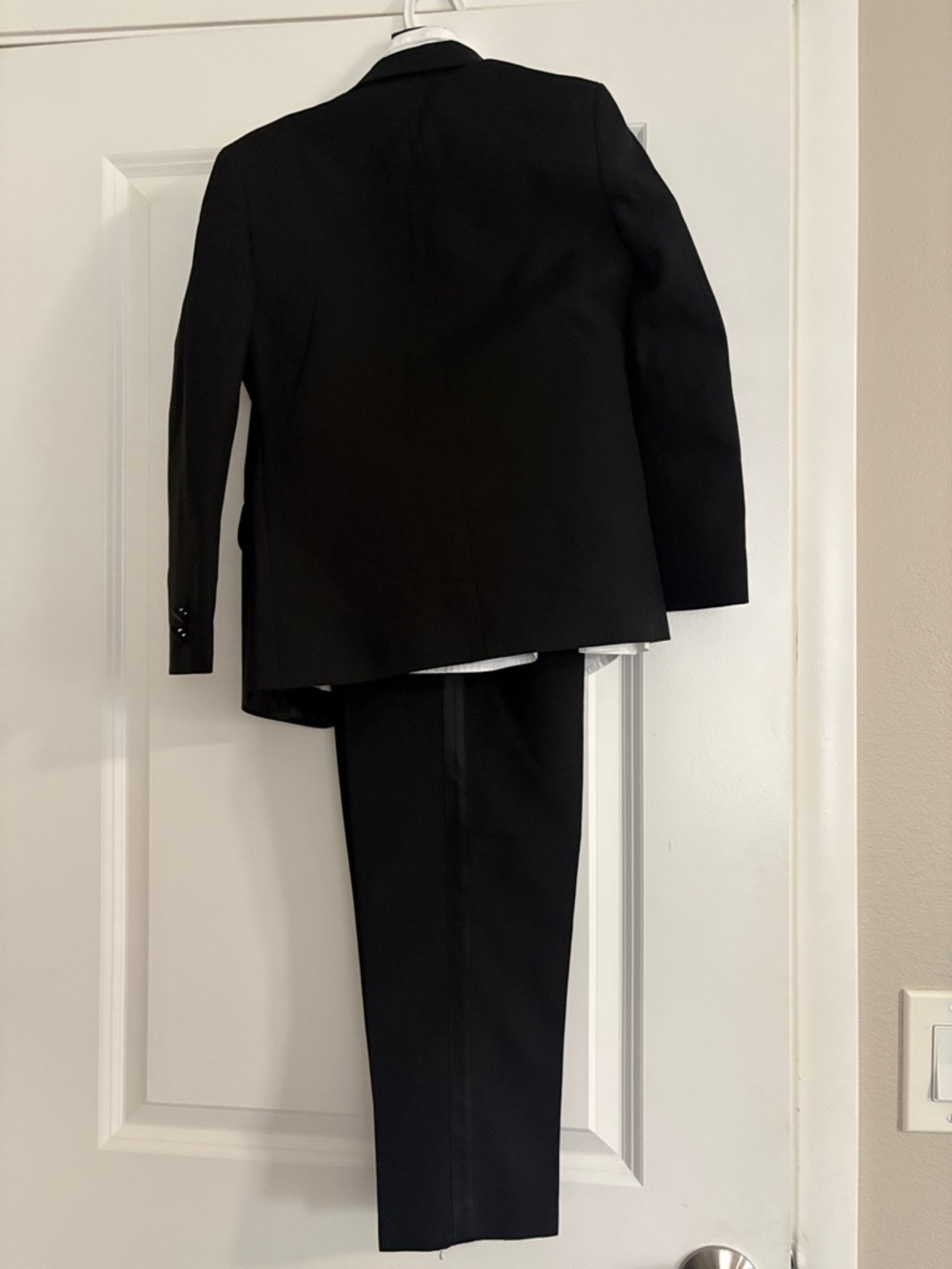Nautica Black kids 4 piece Suit with White Dress Shirt - Picture 3 of 8